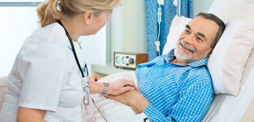 A man's recovery after replacing the knee joint